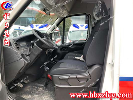 爭分奪秒，救死扶傷，程力牌依維柯歐勝監(jiān)護型救護車當(dāng)之無愧